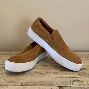 Steve Madden Suede Slip On Sneaker